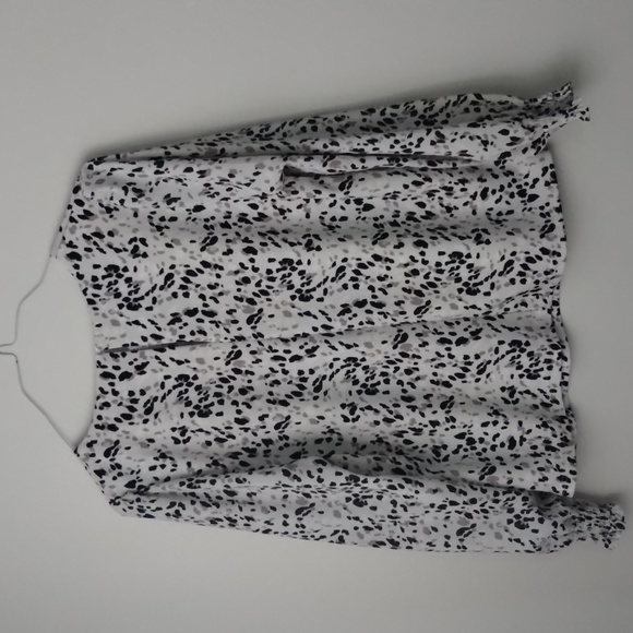 Women's blouse,size Large,white, pink, and black excellent condition, Melloday - Picture 3 of 3